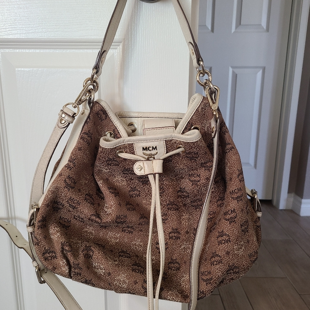 Mcm shoulder bag